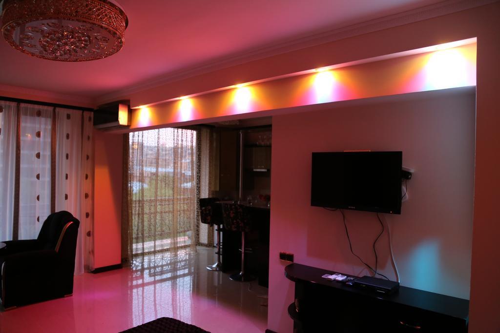 Versace Downtown Yerevan Room photo